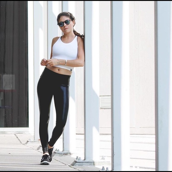 Greater Than Sports Shiny Black Liquid Leggings - Picture 6 of 8